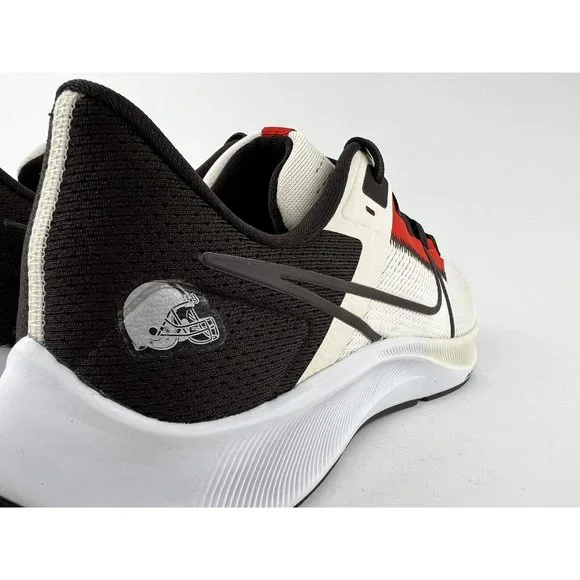 Nike Air Zoom Pegasus 38 NFL Cleveland Browns Men's Size 12 Sneakers NO SHOW BOX - Picture 4 of 12